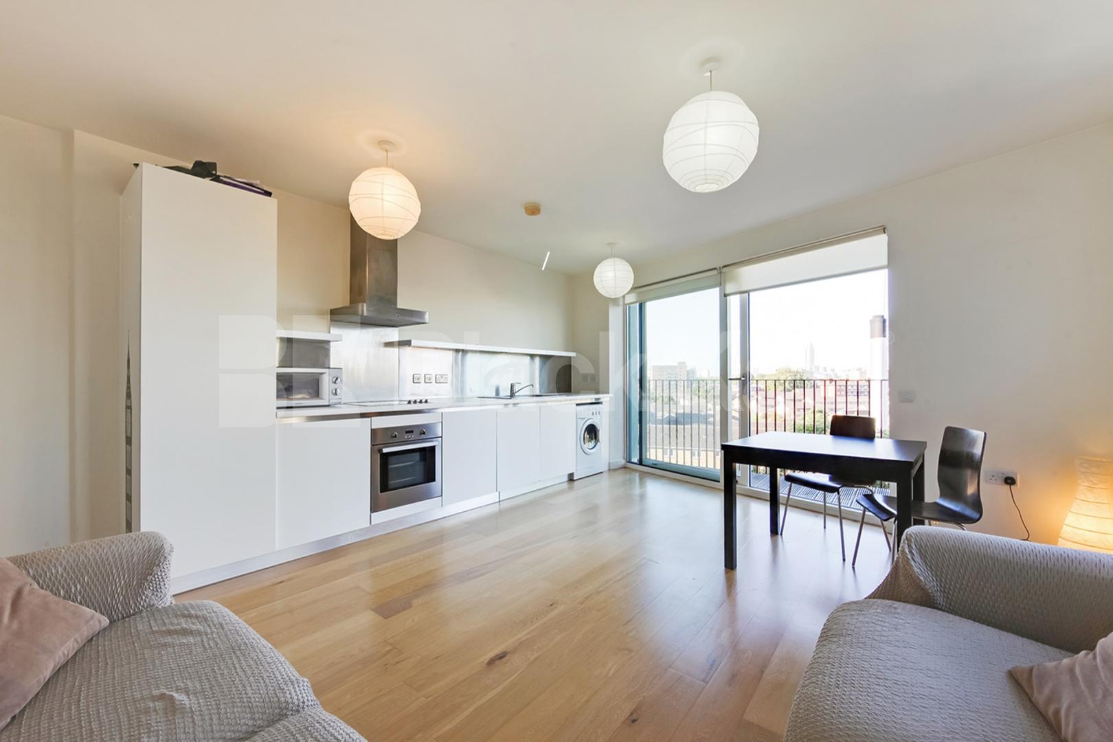 Offering 60 Sq.Mts of living & entraining space, concierge service & inclusive   South Central East, Steedman Street, Elephant and Castle